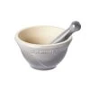Le Creuset Vijzel 300 Ml Aardewerk Mist Grey 2 Le Creuset Vijzel 300 Ml Aardewerk Mist Grey -Winkel voor professionele keukenbenodigdheden almofariz de ceramica 0 3 l com pilao da le creuset 91003400541000 cinzento