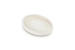 Le Creuset Ovale Lepelhouder 15 Cm Aardewerk Meringue -Winkel voor professionele keukenbenodigdheden lc 20200625 zs ps fs 71507157160099 006 1
