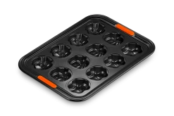 Le Creuset Pâtiliss Halloween Bakvorm Voor 12 Cakejes Staal Zwart