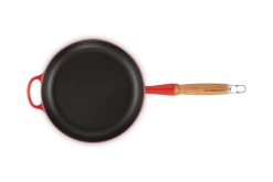 Le Creuset Koekenpan Rond Met Open Greep ø 24 Cm Gietijzer Kersrood -Winkel voor professionele keukenbenodigdheden lc 20210721 hl ps fs 20258240600422 004 1