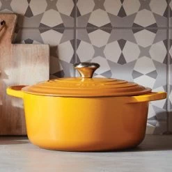 Le Creuset Signature Braadpan 5,3 Liter ø 26 Cm Gietijzer Nectar 17 Le Creuset Signature Braadpan 5,3 Liter ø 26 Cm Gietijzer Nectar -Winkel voor professionele keukenbenodigdheden le creuset signature braadpan 5 3 liter 26 cm gietijzer nectar 1